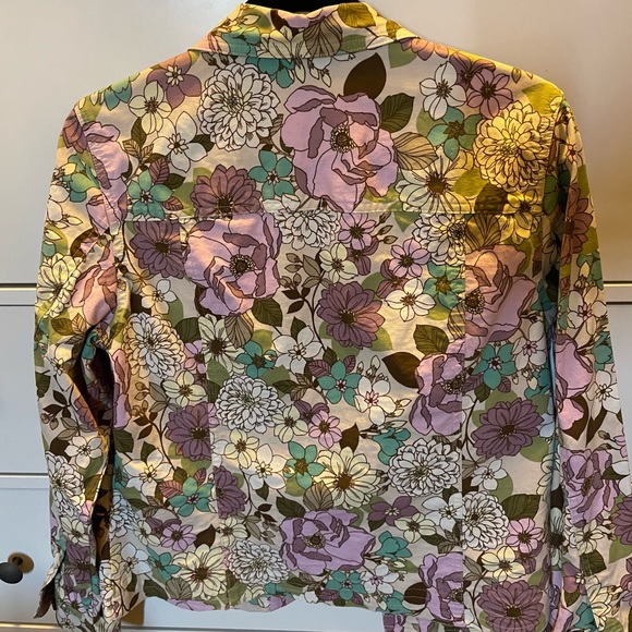 cute floral jacket i bought but never ended up wearing - Picture 2 of 3